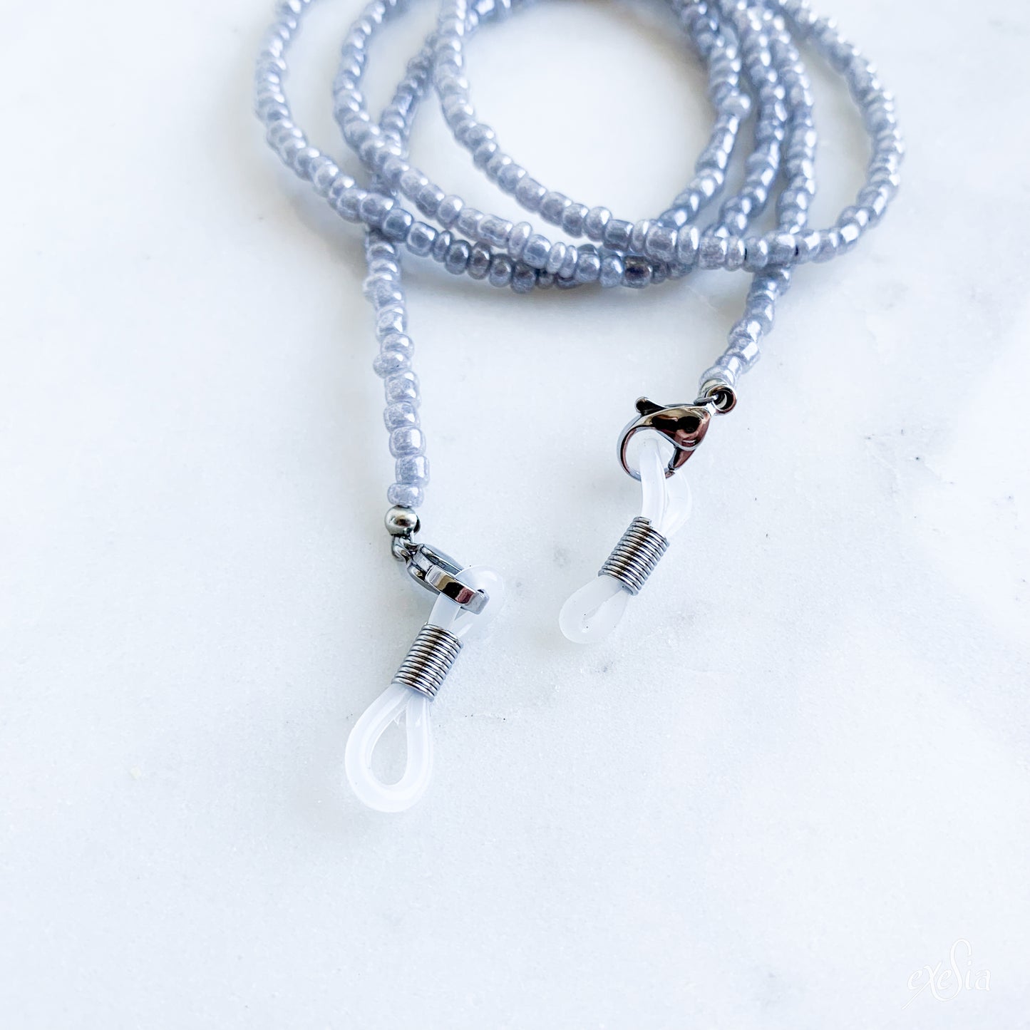 Grey Sunnies Chain